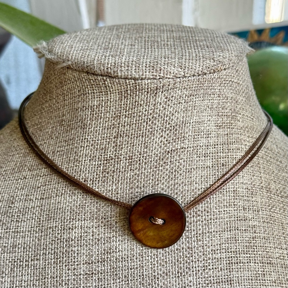 Grunge Button Choker